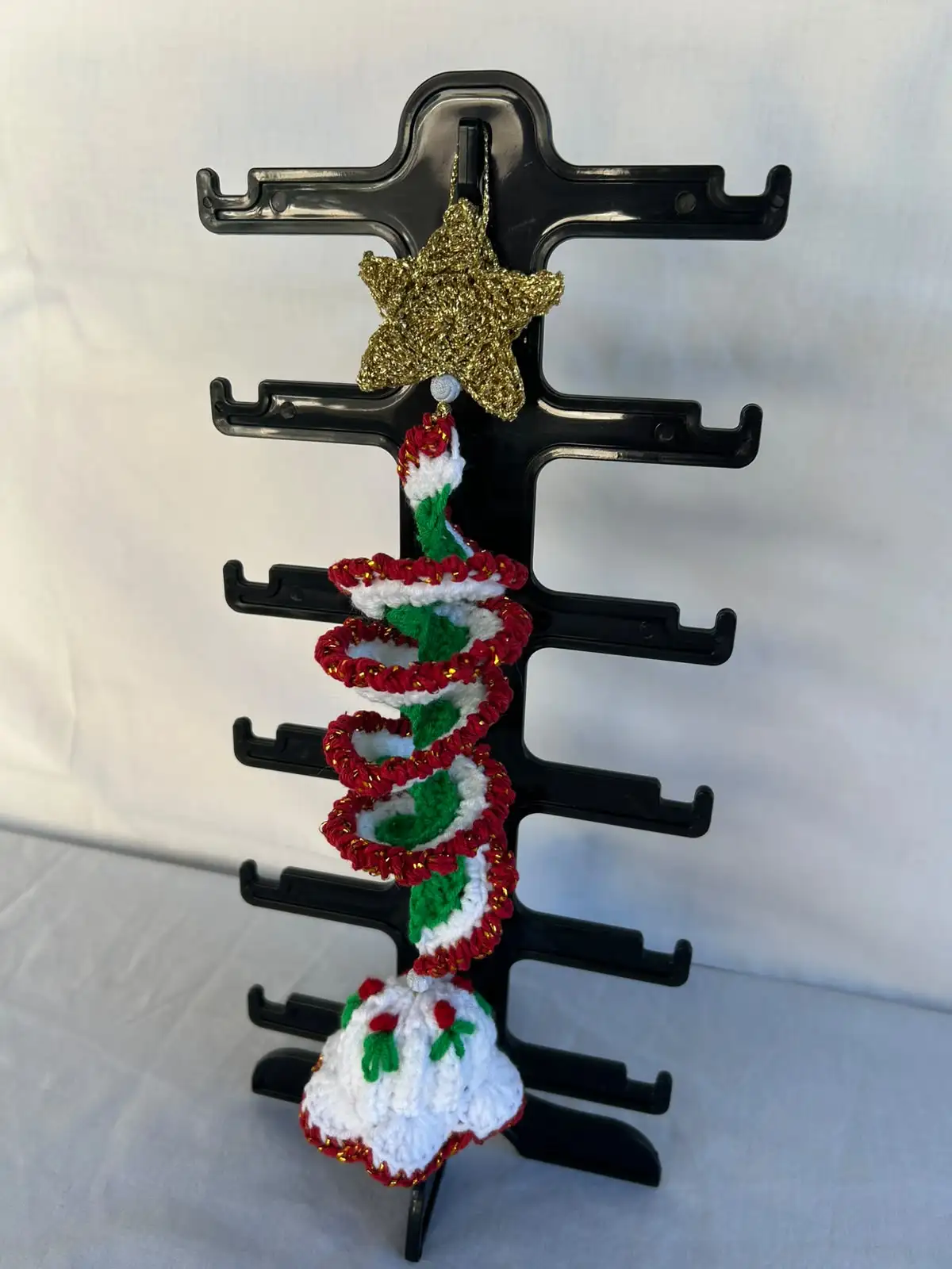 Foto 2 de 5: Enfeite de Natal em espiral com estrela